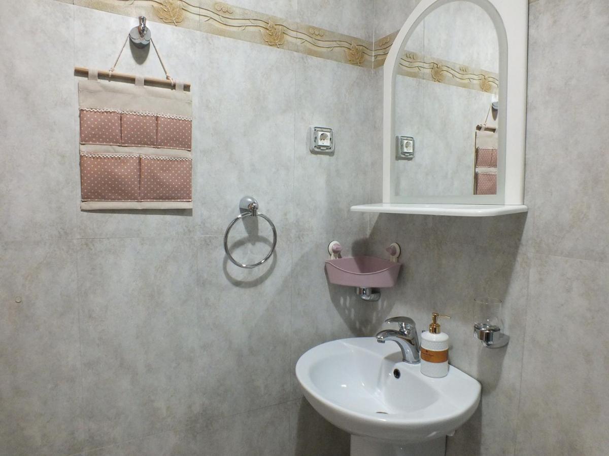 Apartment Temple ポドゴリツァ エクステリア 写真